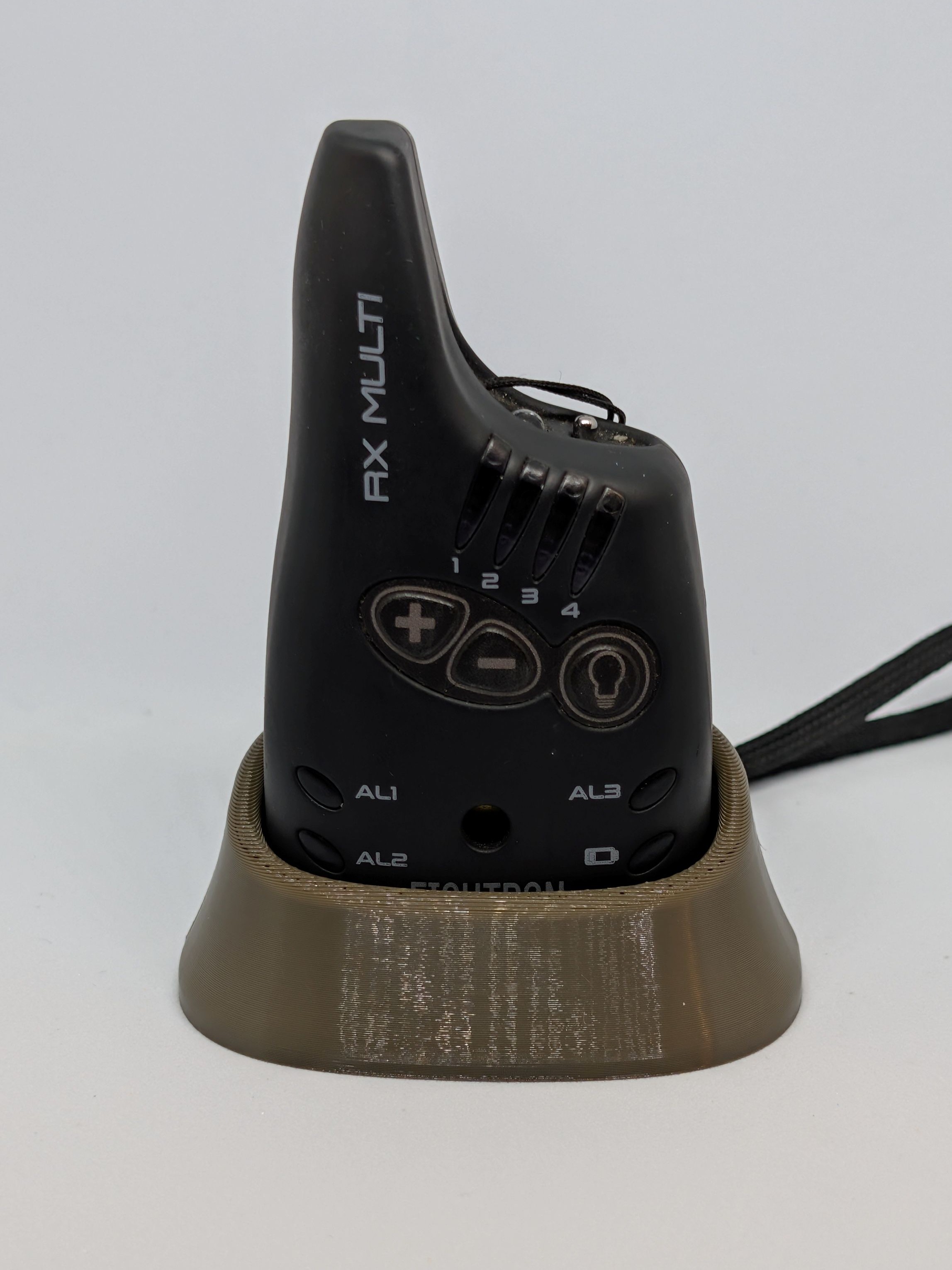 Stojánek pro příposlech Fishtron